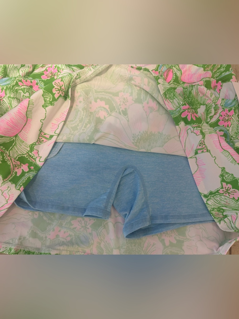 Lilly Pulitzer Maryana 15" - Picture 12 of 15